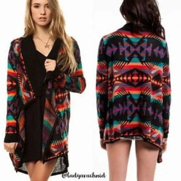 UNIF Sweaters - UNIF Desert Poncho Aztec print sweater cardigan